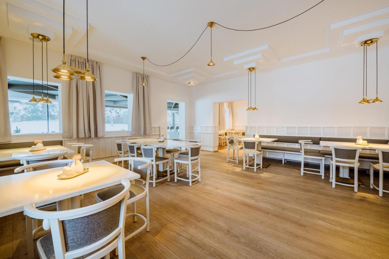 Crystls Aparthotel Флахау Екстер'єр фото