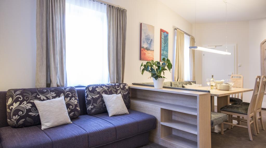 Crystls Aparthotel Флахау Екстер'єр фото