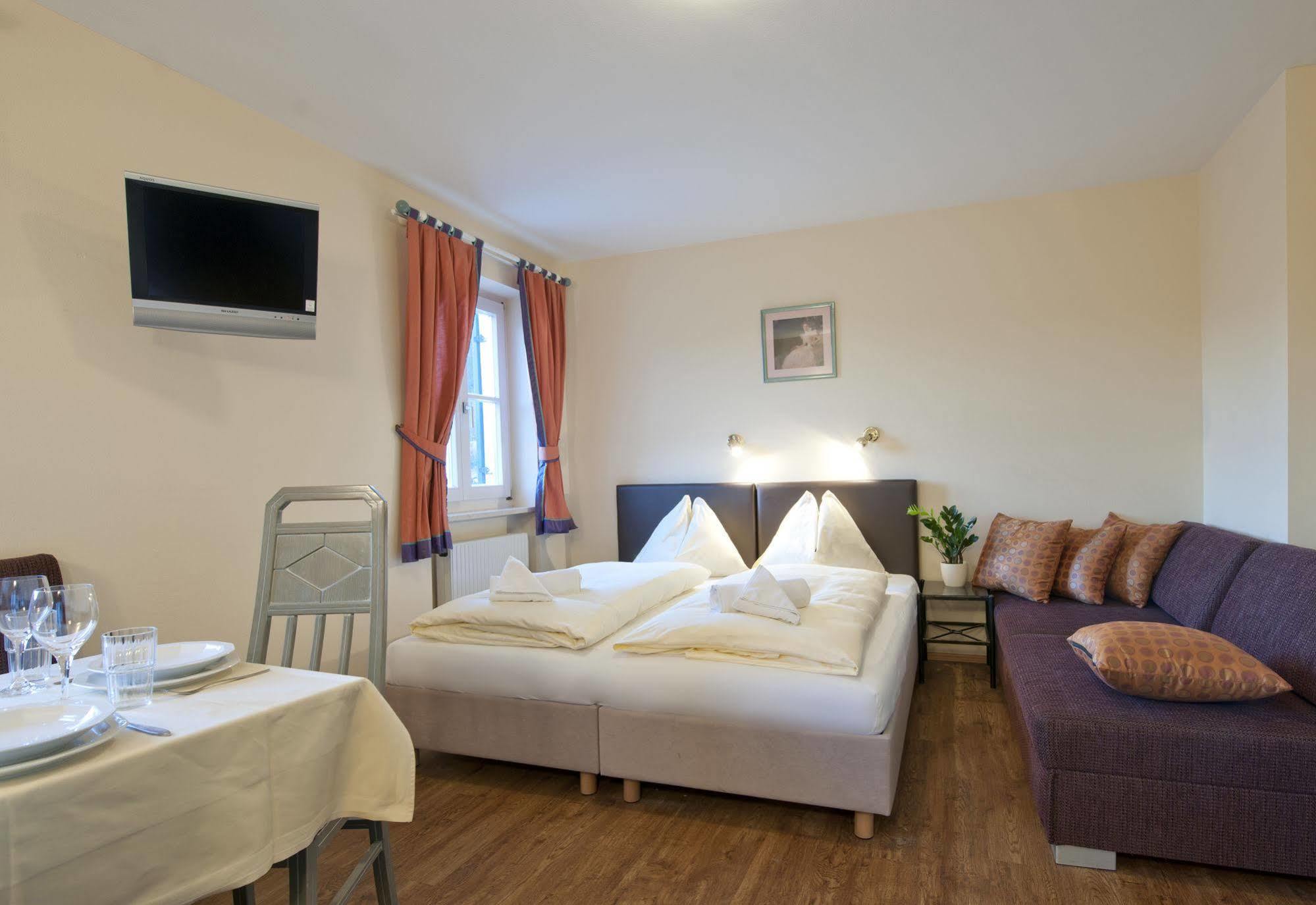 Crystls Aparthotel Флахау Екстер'єр фото